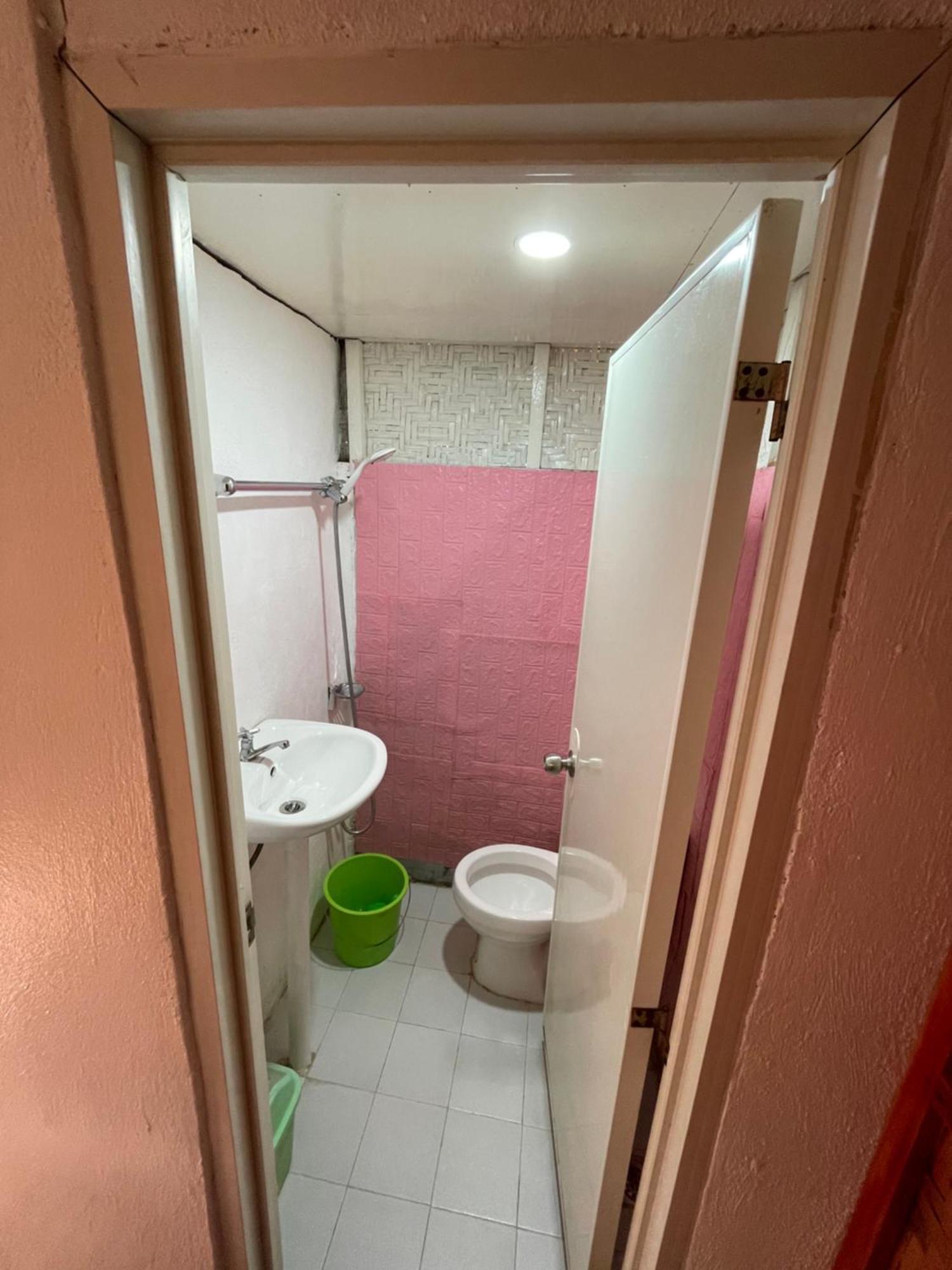 Fely'S Homestay Batuan Eksteriør billede